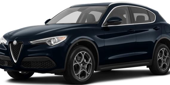 ALFA ROMEO STELVIO 2018 ZASFAKBN4J7C16770 image ALFA ROMEO STELVIO 2018 ZASFAKBN4J7C16770 image